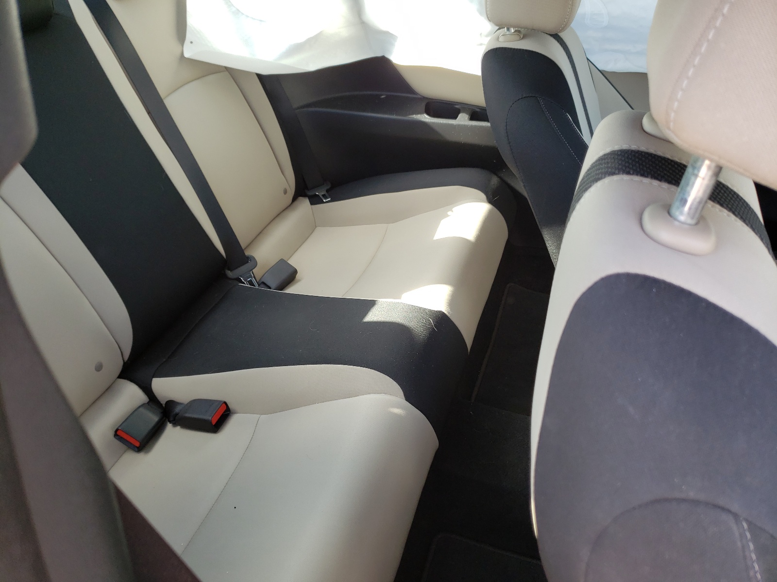 Photo 6 from auction – 2016 HONDA CIVIC LX with VIN 2HGFC4B06GH311364
