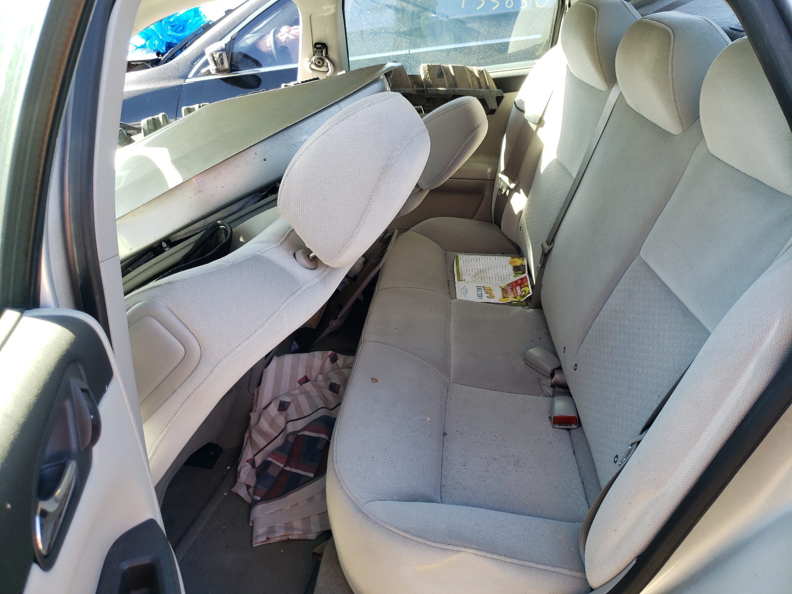 Photo 6 from auction – 2010 CHEVROLET IMPALA LT with VIN 2G1WB5EK2A1151710