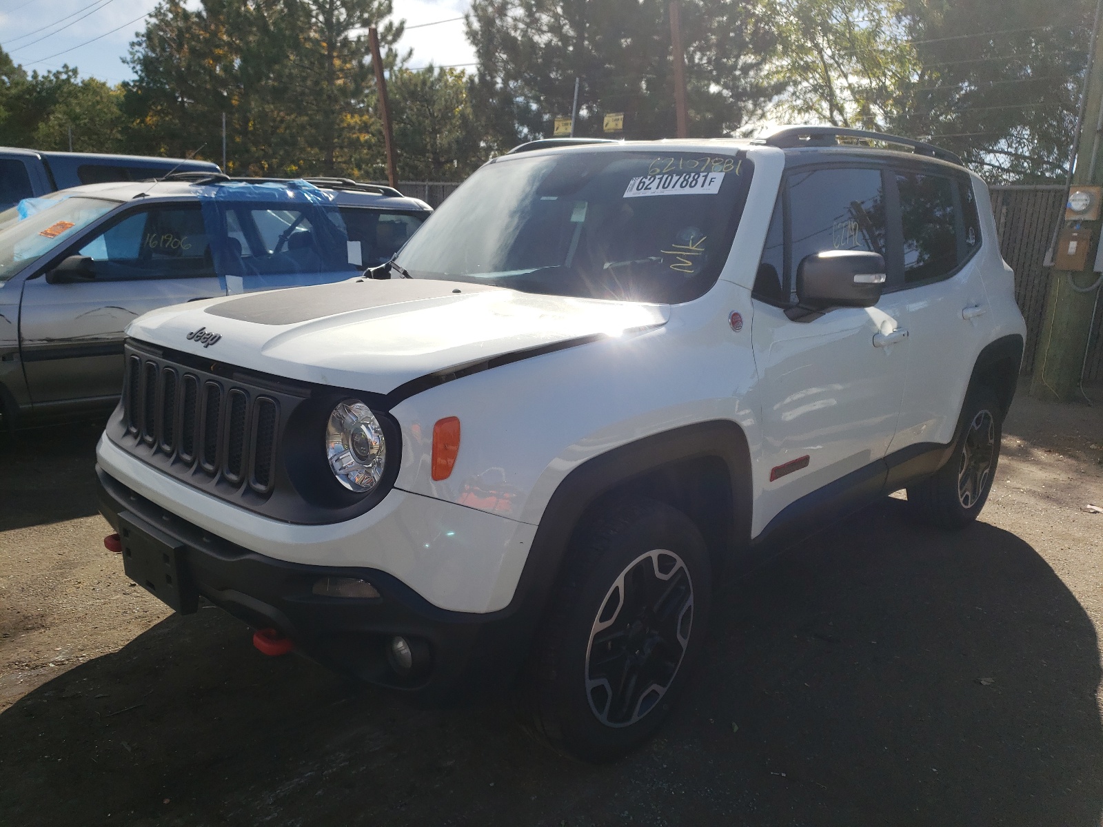 Photo 2 from auction – 2017 JEEP RENEGADE T with VIN ZACCJBCB1HPG57463