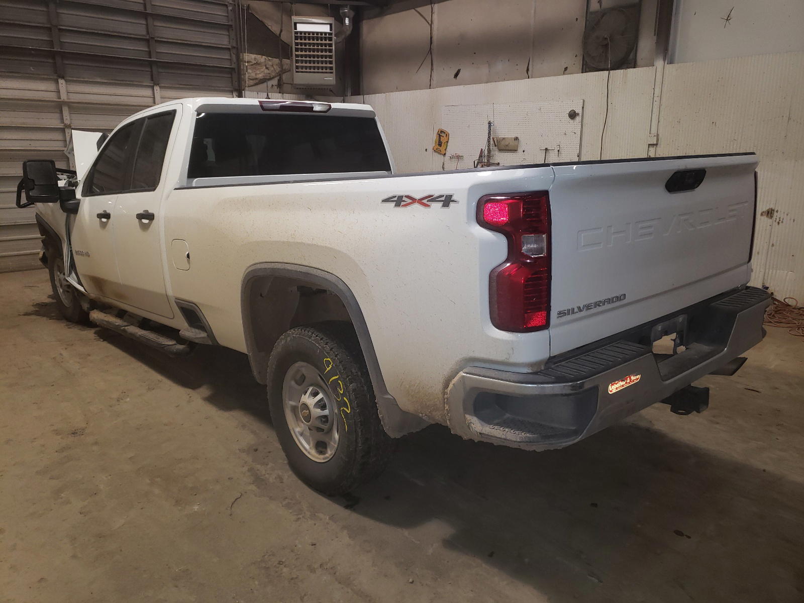 Photo 3 from auction – 2021 CHEVROLET SILVERADO with VIN 1GC2YLE79MF106779