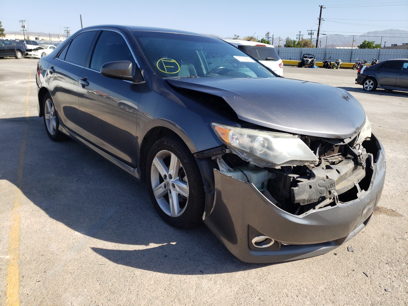 TOYOTA CAMRY LE 2004 with VIN 4T1BE32K84U823294 - Photo from auction
