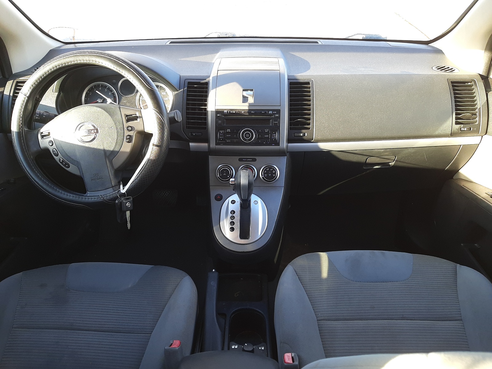 Photo 9 from auction – 2010 NISSAN SENTRA 2.0 with VIN 3N1AB6AP1AL677644