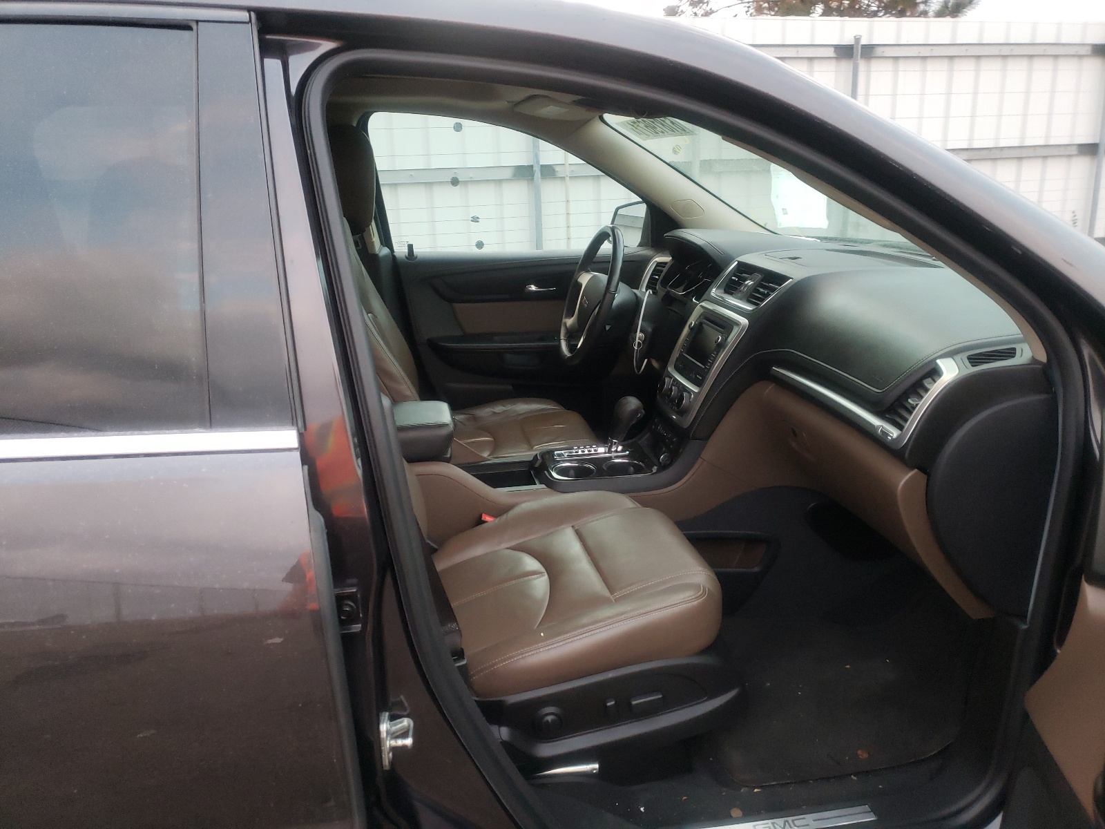 Photo 5 from auction – 2016 GMC ACADIA SLT with VIN 1GKKVRKD7GJ191309