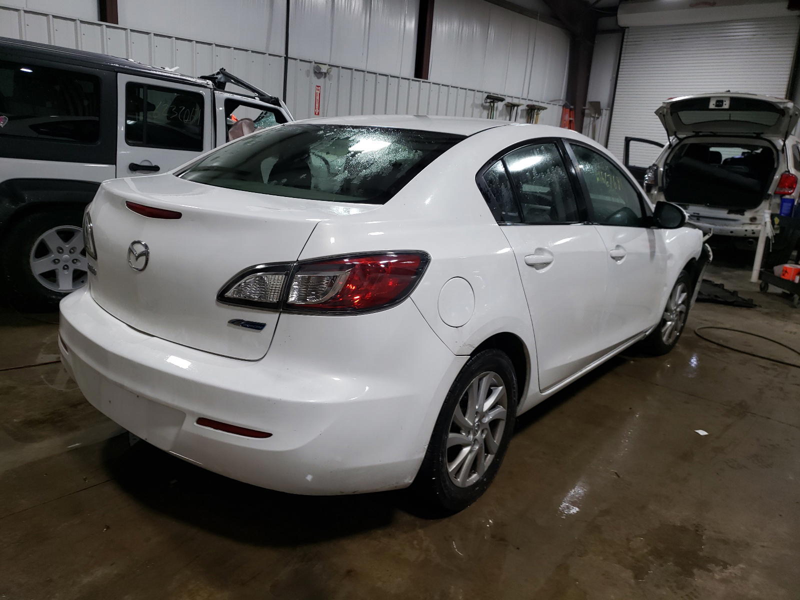 Photo 4 from auction – 2012 MAZDA 3 I with VIN JM1BL1V83C1684755