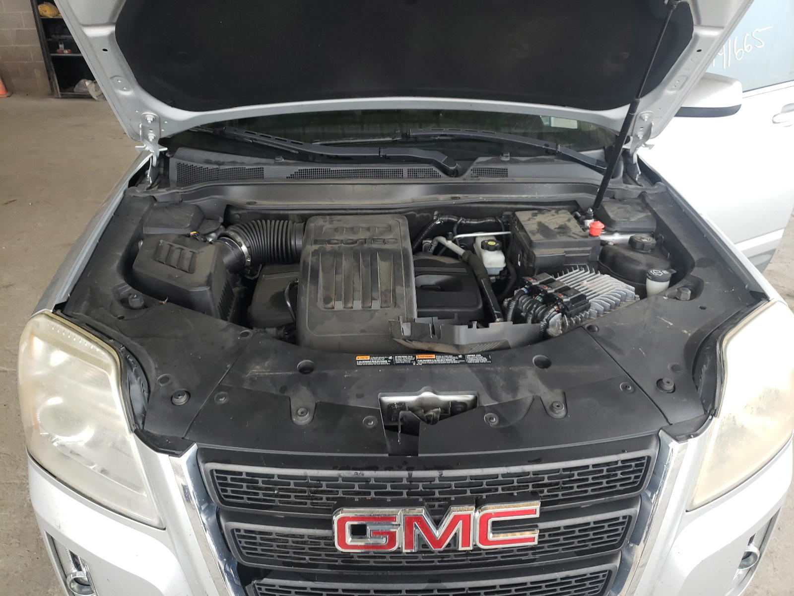 Photo 7 from auction – 2011 GMC TERRAIN SL with VIN 2CTALMEC9B6445597