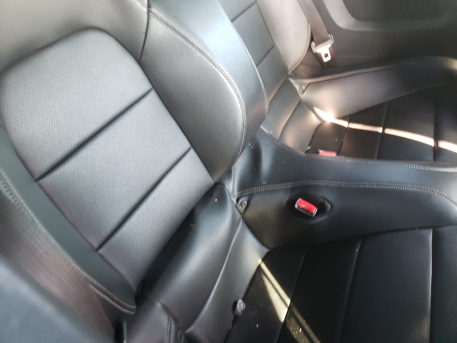 Photo 6 from auction – 2015 FORD MUSTANG with VIN 1FATP8UH3F5404418