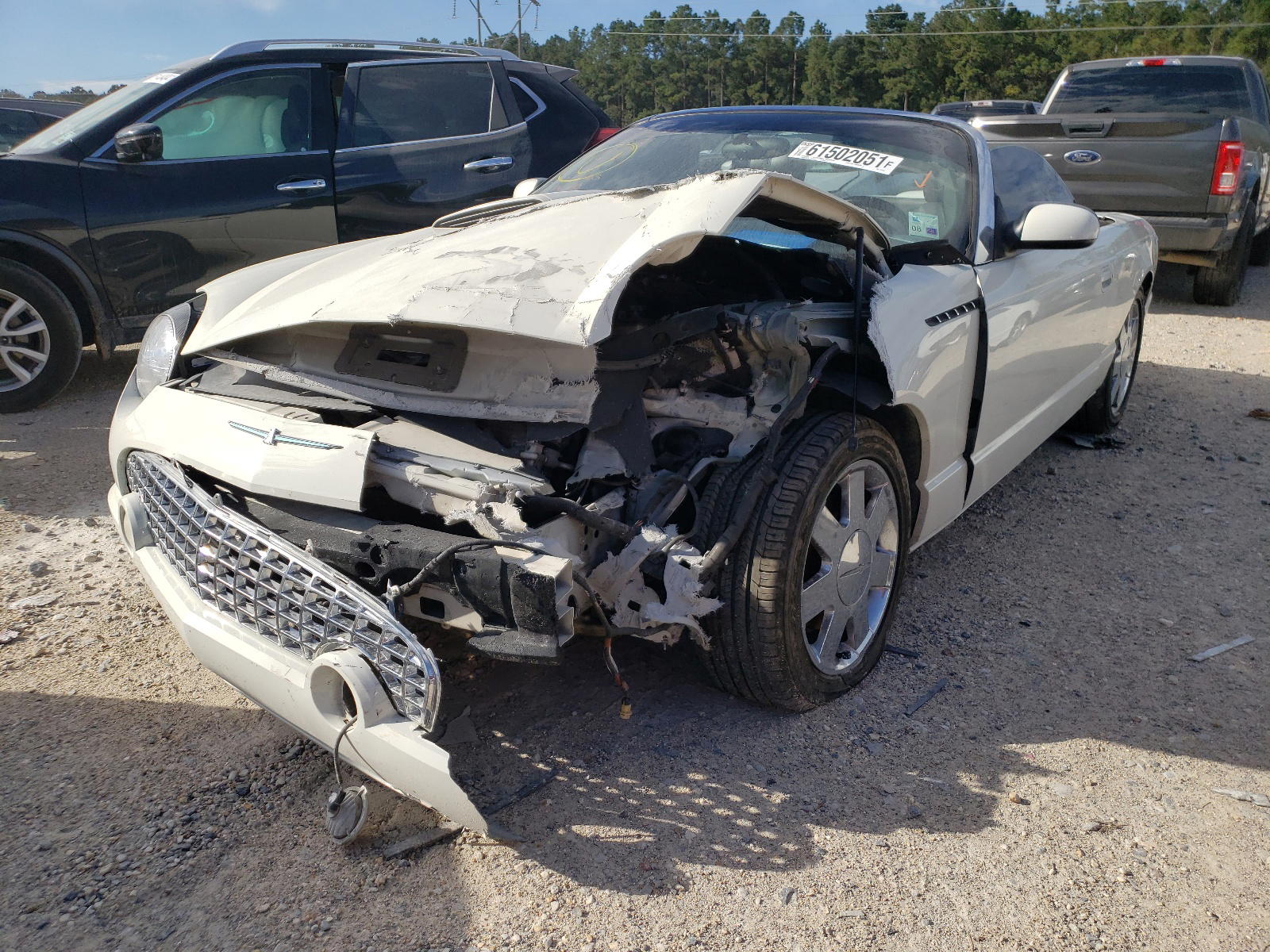 Photo 2 from auction – 2002 FORD THUNDERBIR with VIN 1FAHP60AX2Y119145