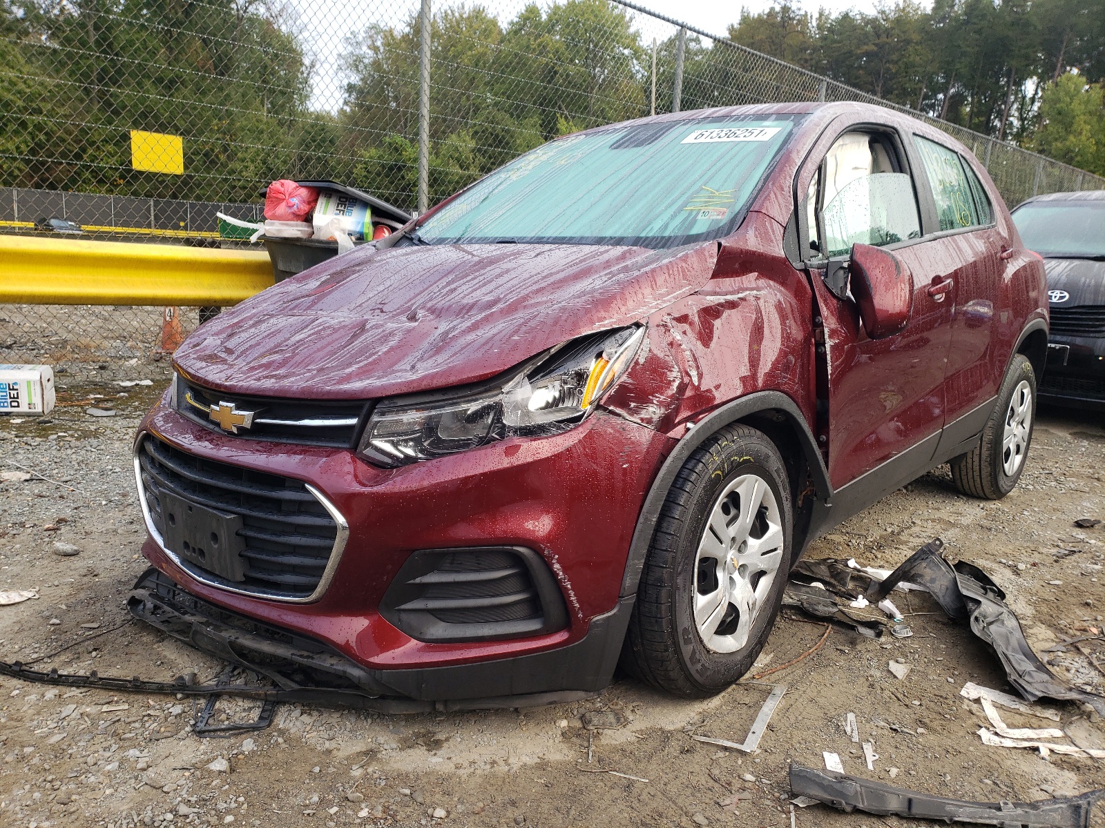 Photo 2 from auction – 2017 CHEVROLET TRAX LS with VIN 3GNCJKSB9HL165684