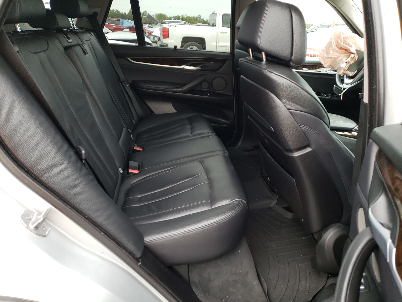 Photo 6 from auction – 2014 BMW X5 XDRIVE5 with VIN 5UXKR6C59E0J72042