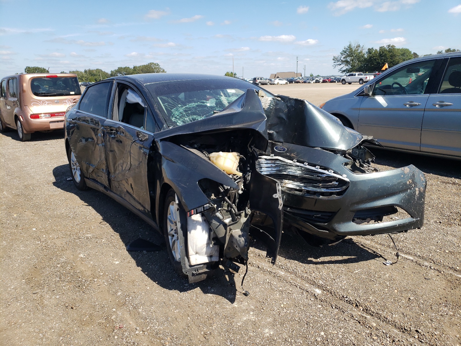 Photo 1 from auction – 2015 FORD FUSION S with VIN 3FA6P0G74FR294963