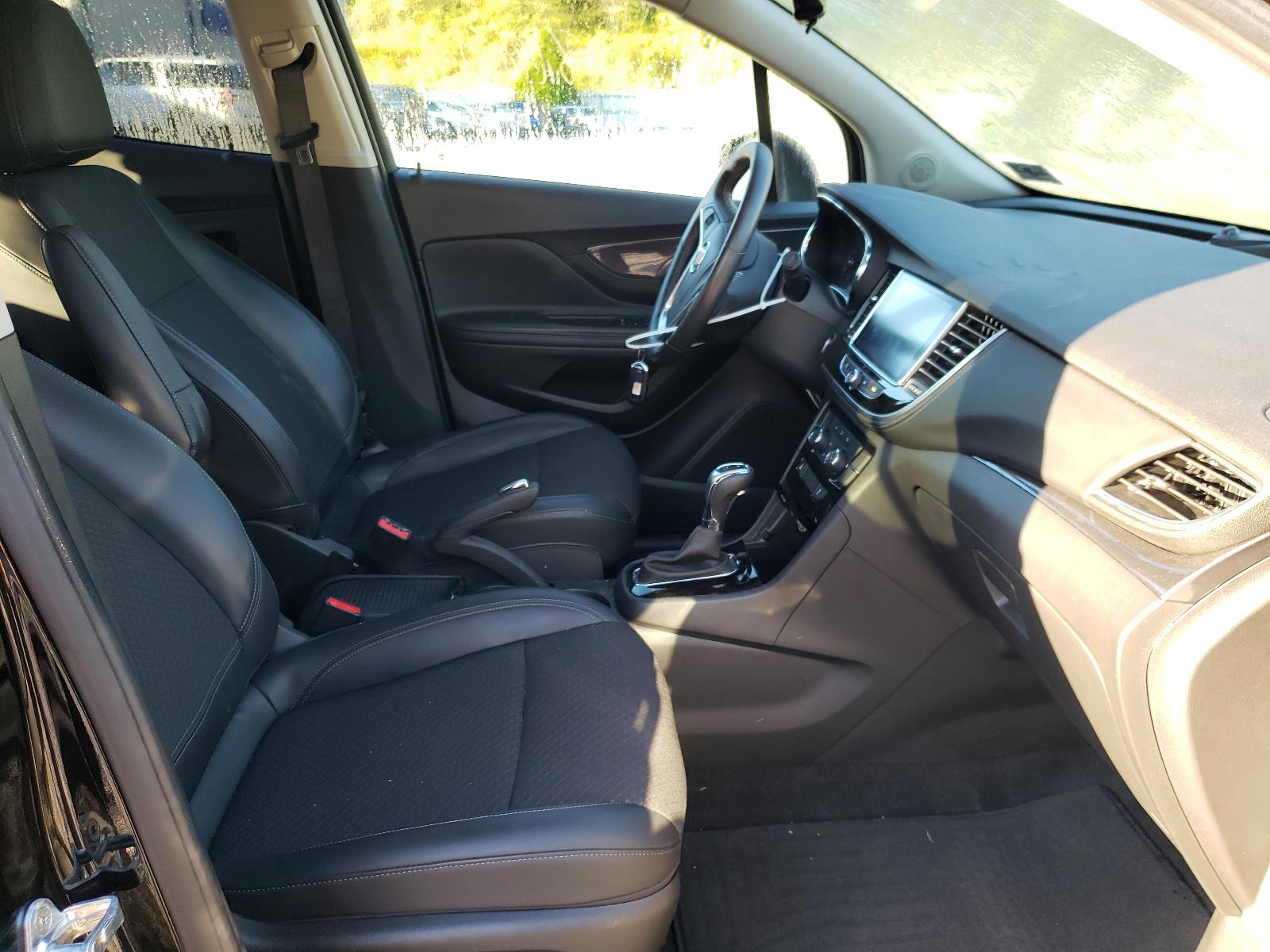 Photo 5 from auction – 2020 BUICK ENCORE PRE with VIN KL4CJESB2LB324236