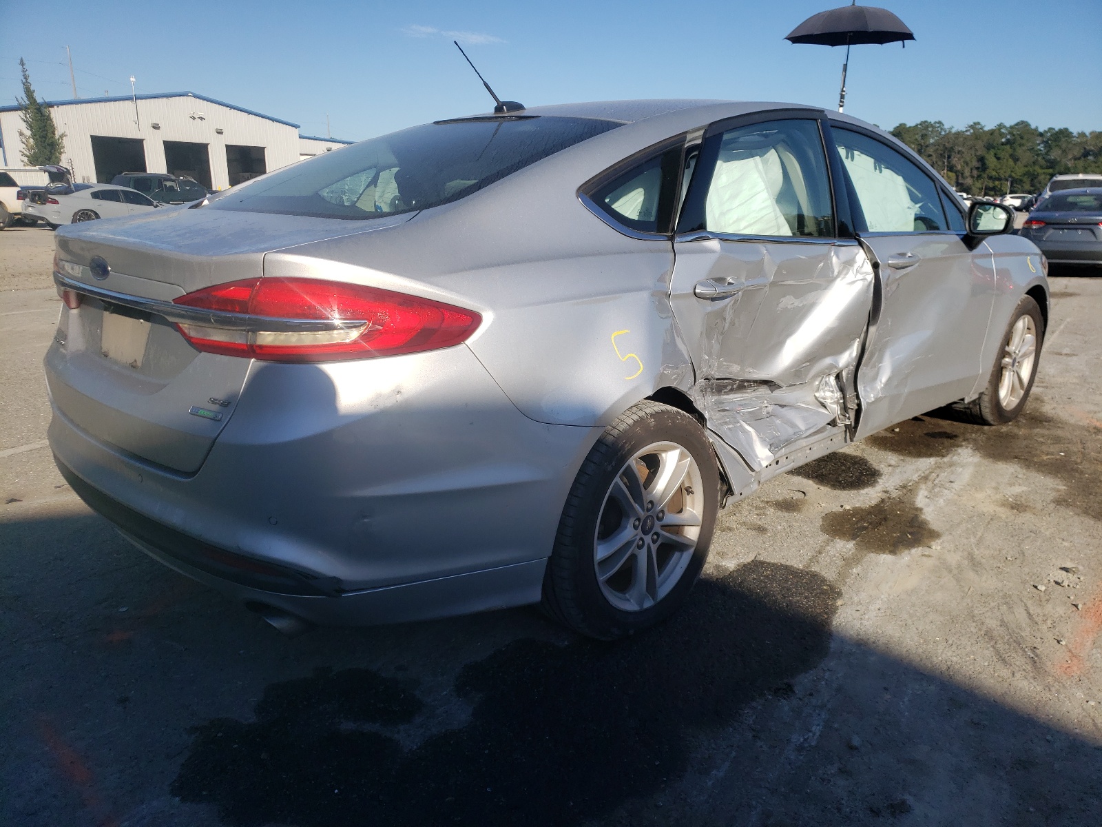 Photo 4 from auction – 2018 FORD FUSION SE with VIN 3FA6P0HD4JR228815