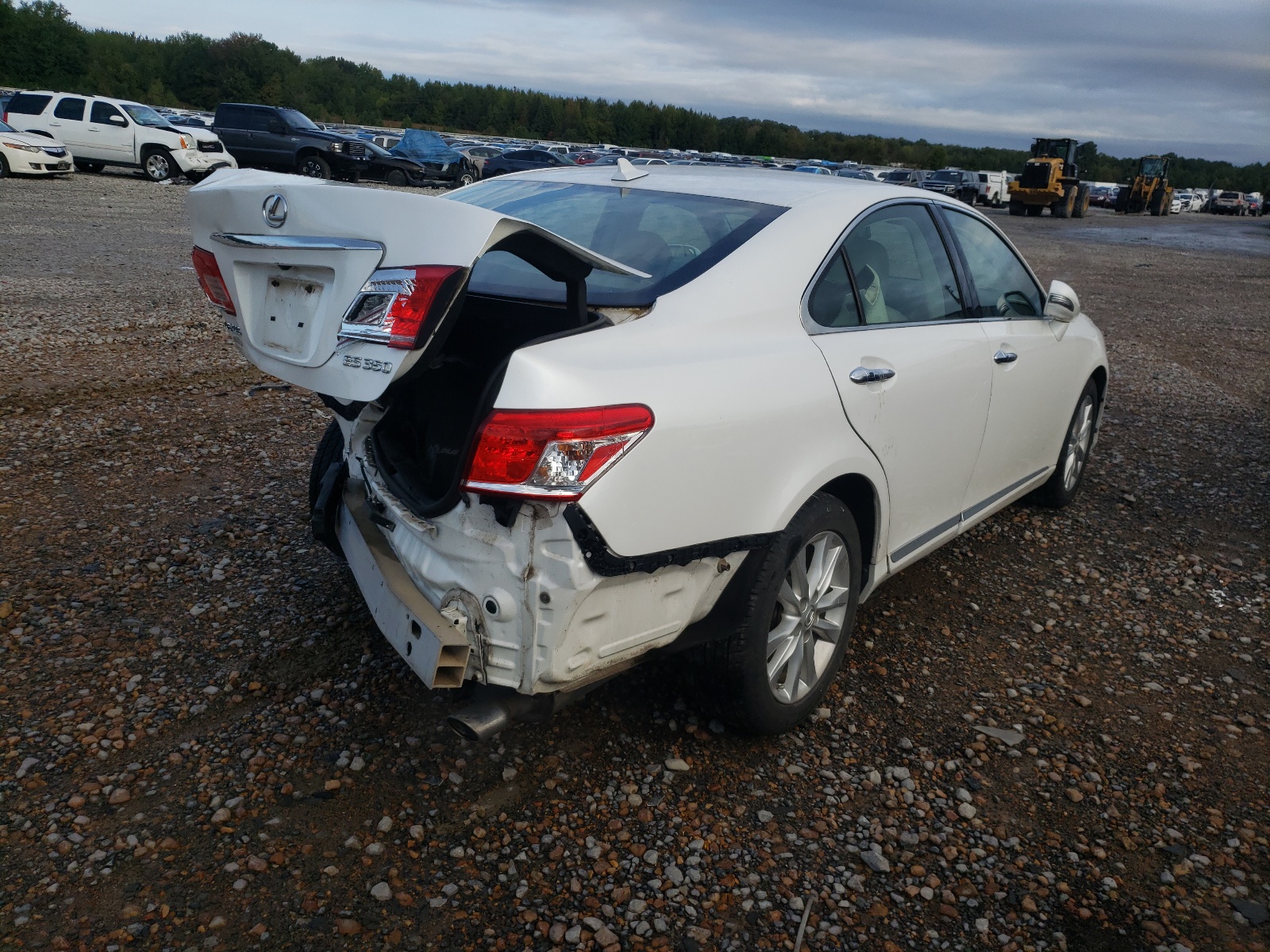 Photo 4 from auction – 2010 LEXUS ES 250 with VIN JTHBK1EG9A2347040