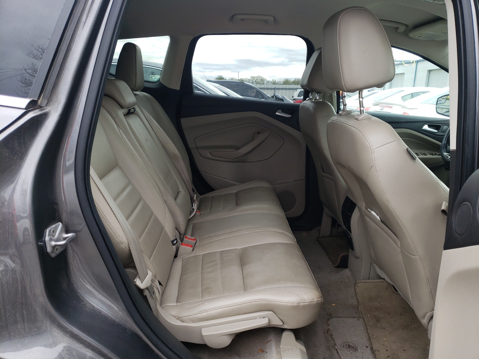Photo 6 from auction – 2014 FORD ESCAPE SE with VIN 1FMCU9GX8EUA62105