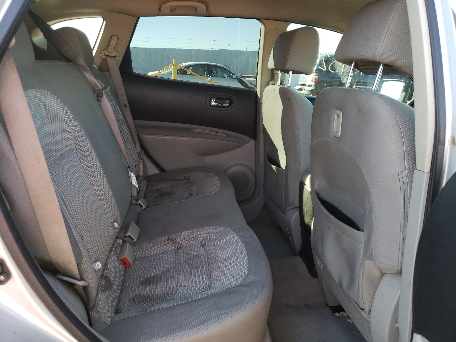 Photo 6 from auction – 2013 NISSAN ROGUE S with VIN JN8AS5MV4DW600528