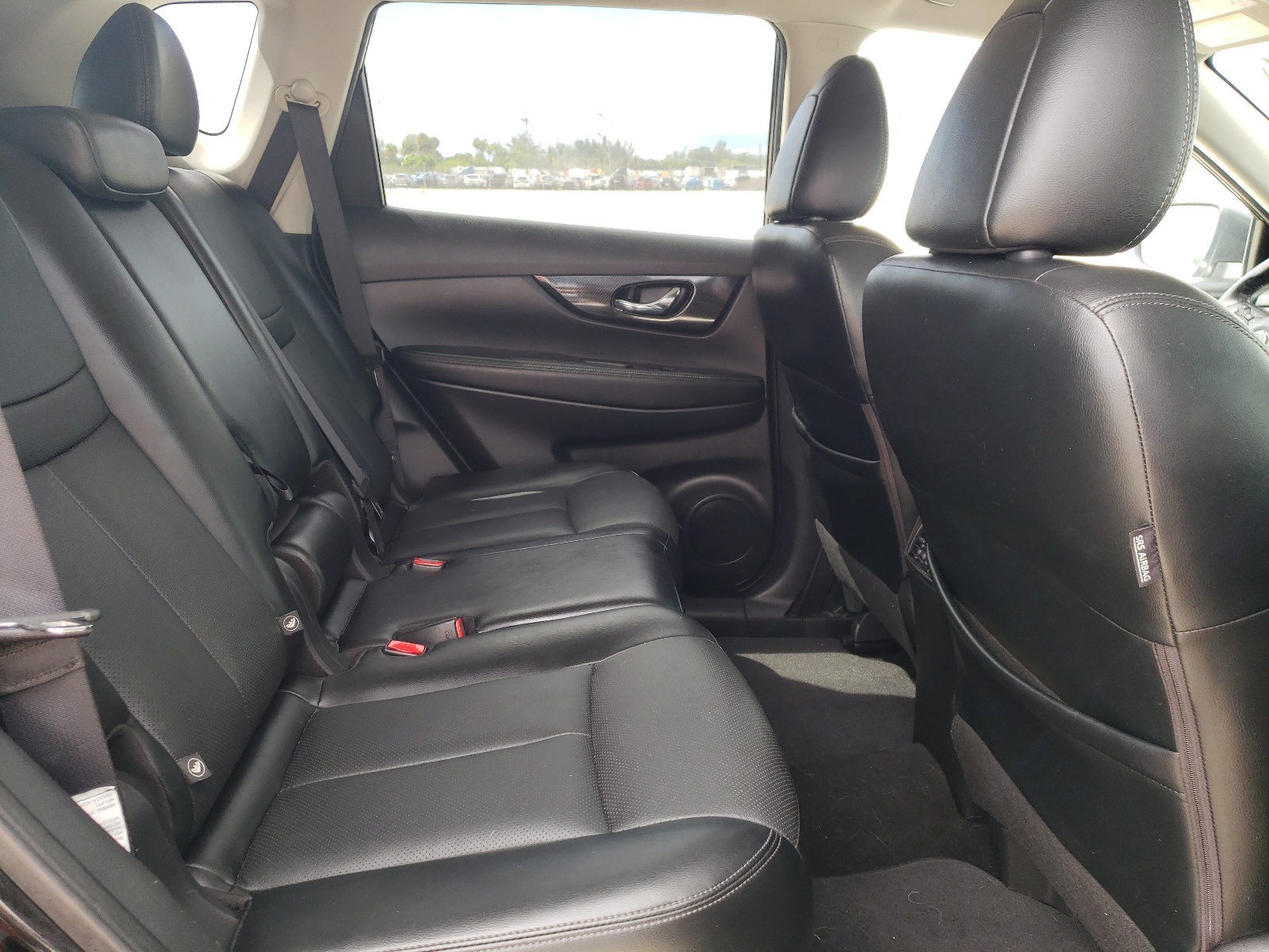 Photo 6 from auction – 2018 NISSAN ROGUE S with VIN JN8AT2MT9JW463253