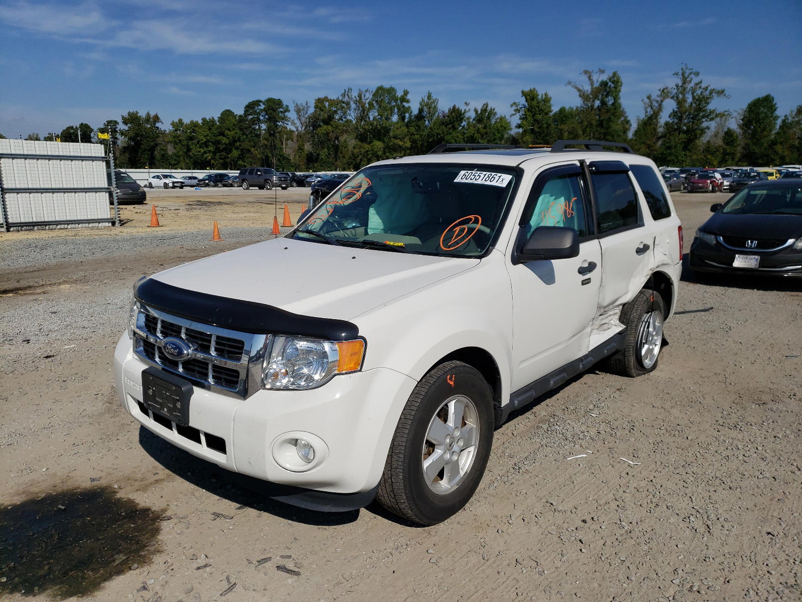 Photo 2 from auction – 2012 FORD ESCAPE XLT with VIN 1FMCU0DG1CKC76992
