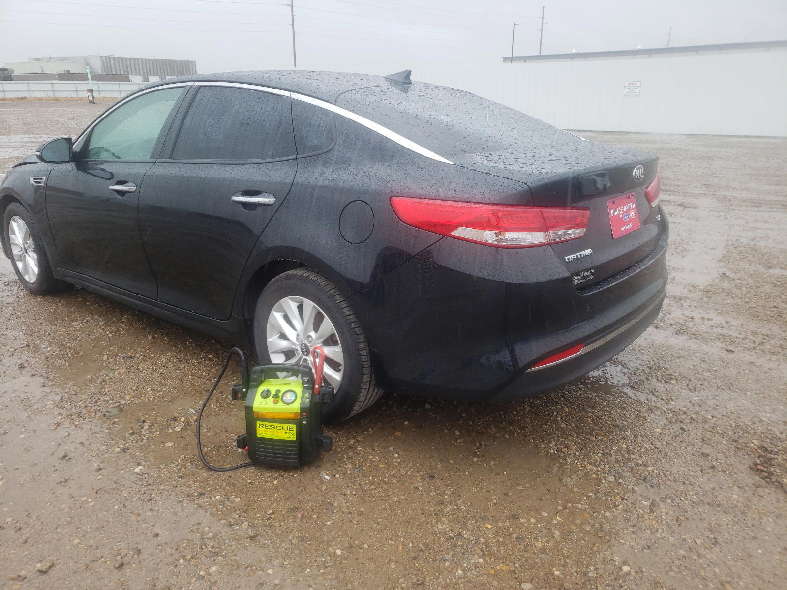 Photo 3 from auction – 2016 KIA OPTIMA EX with VIN 5XXGU4L33GG005086