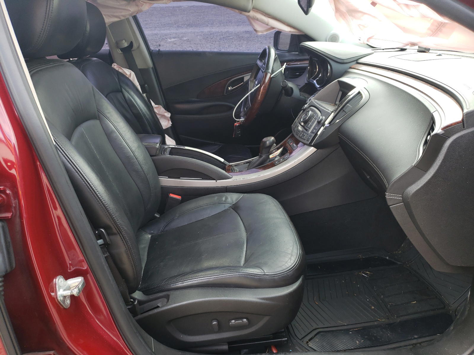 Photo 5 from auction – 2011 BUICK LACROSSE C with VIN 1G4GD5GD5BF189183