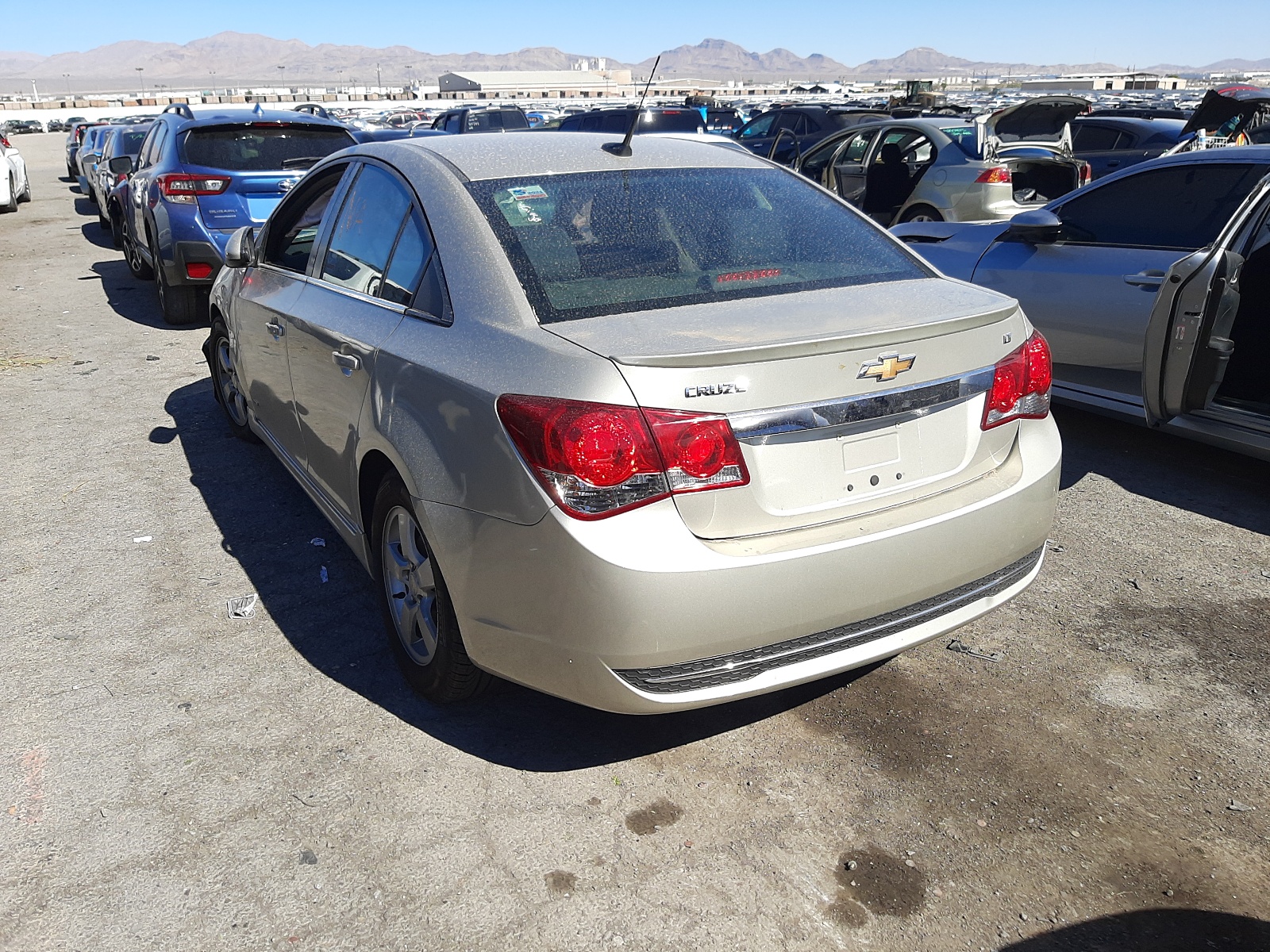 Photo 3 from auction – 2014 CHEVROLET CRUZE LT with VIN 1G1PC5SB4E7430543