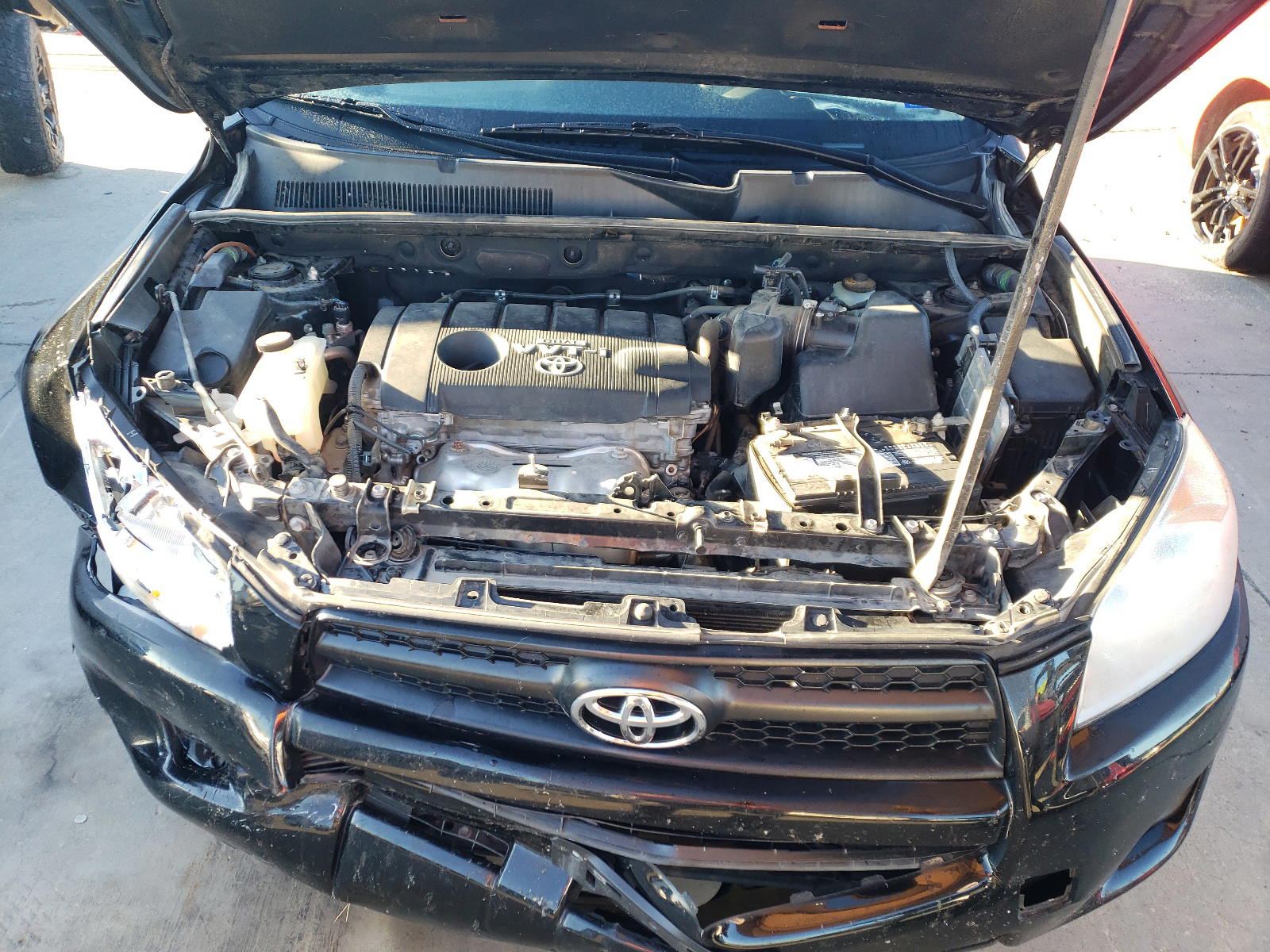 Photo 7 from auction – 2009 TOYOTA RAV4 with VIN JTMZF33V49D014777
