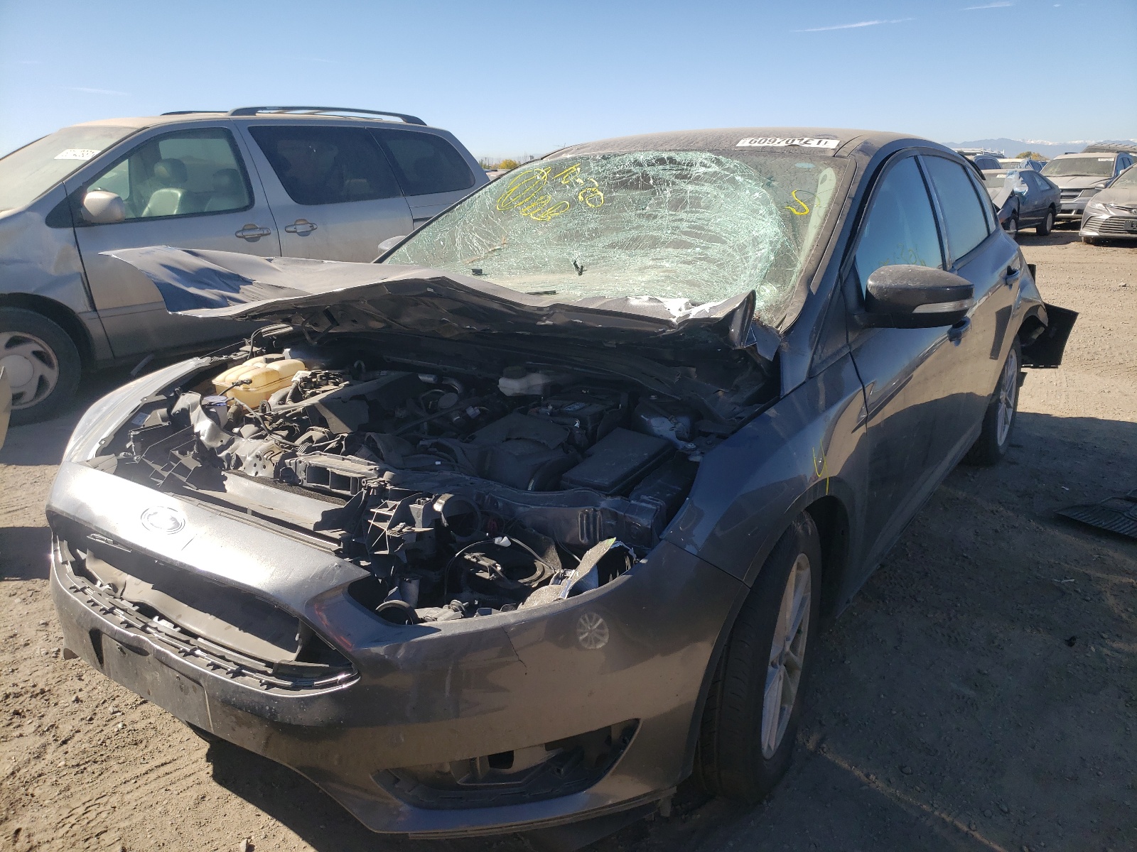 Фото 2 с аукциона – 2017 FORD FOCUS SE с VIN 1FADP3K29HL347937
