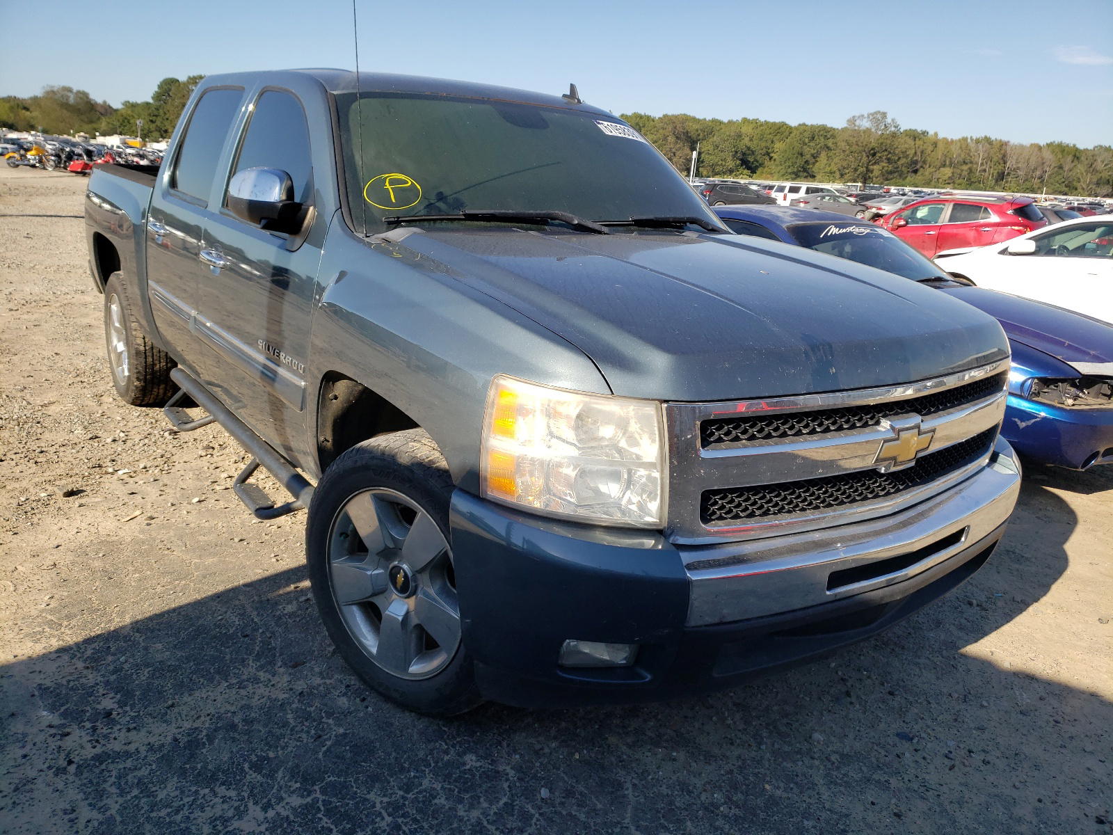 CHEVROLET SILVERADO 2011 with VIN 3GCPCSE01BG376599 - Photo from auction