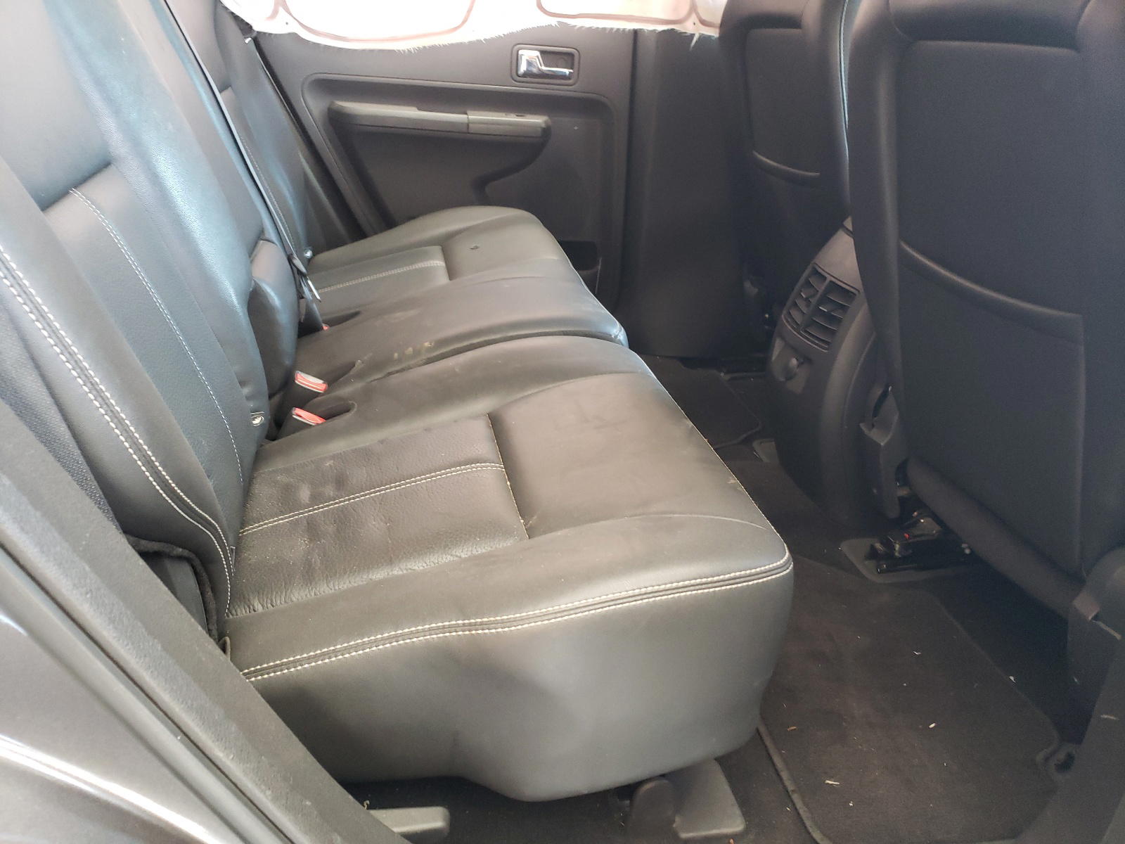 Photo 6 from auction – 2010 FORD EDGE LIMIT with VIN 2FMDK3KC2ABB74328