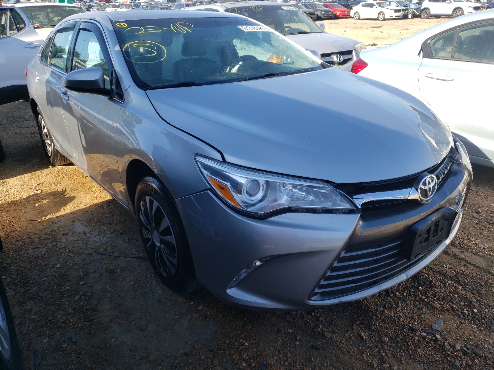 TOYOTA CAMRY LE 2017 with VIN 4T1BF1FK5HU320789 - Photo from auction