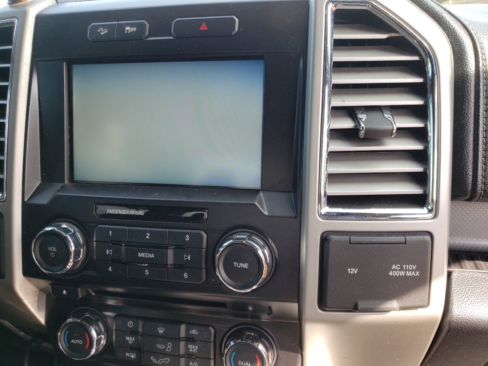 Photo 9 from auction – 2015 FORD F150 SUPER with VIN 1FTEW1EG0FFA27639