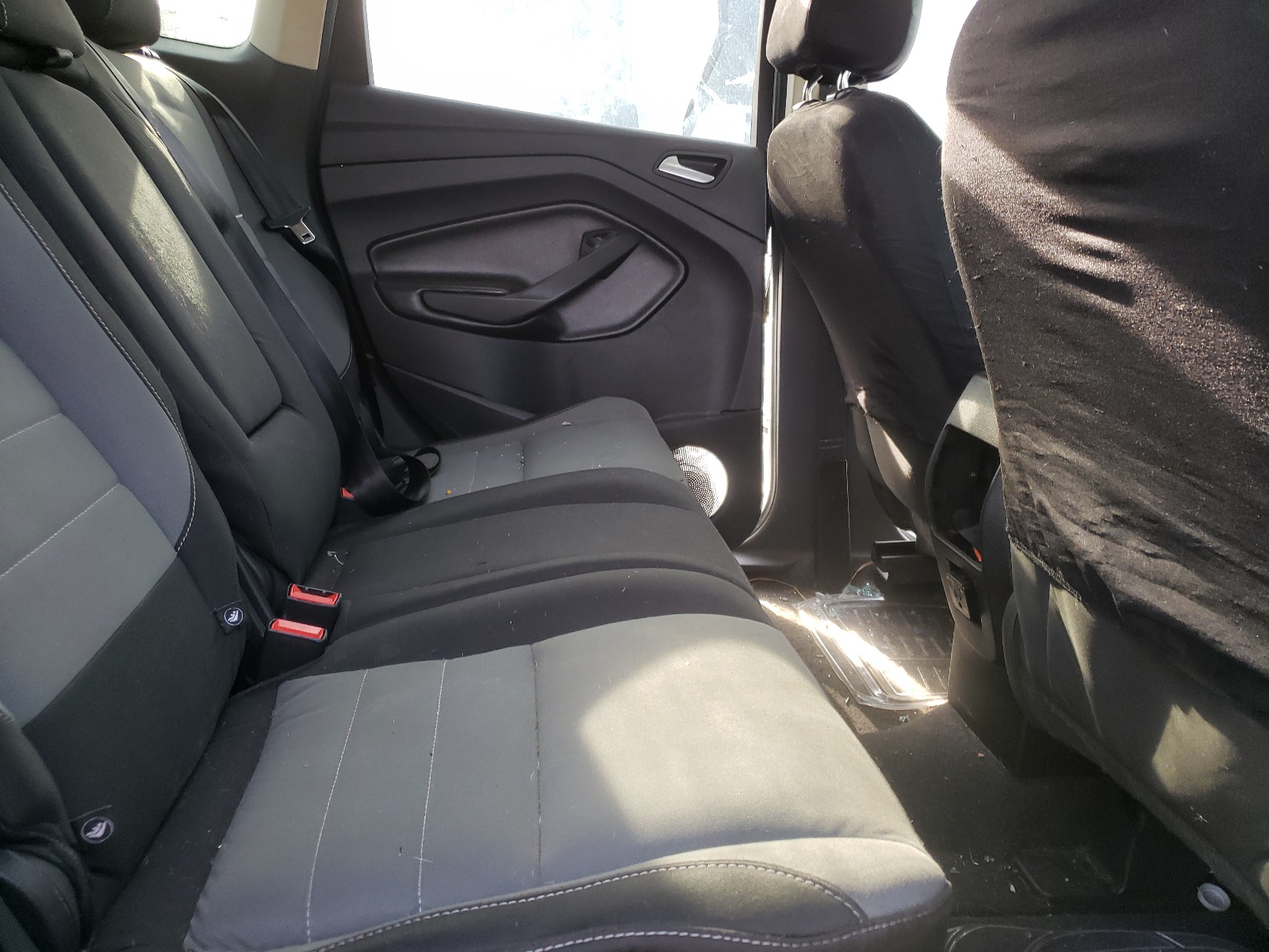 Photo 6 from auction – 2013 FORD ESCAPE SE with VIN 1FMCU0GX7DUB68376