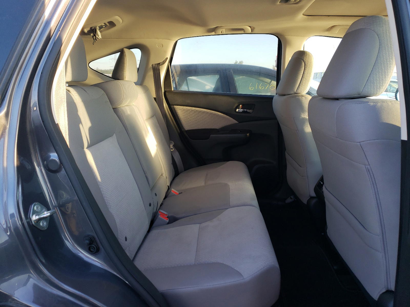 Photo 6 from auction – 2016 HONDA CR-V EX with VIN 2HKRM4H52GH714261