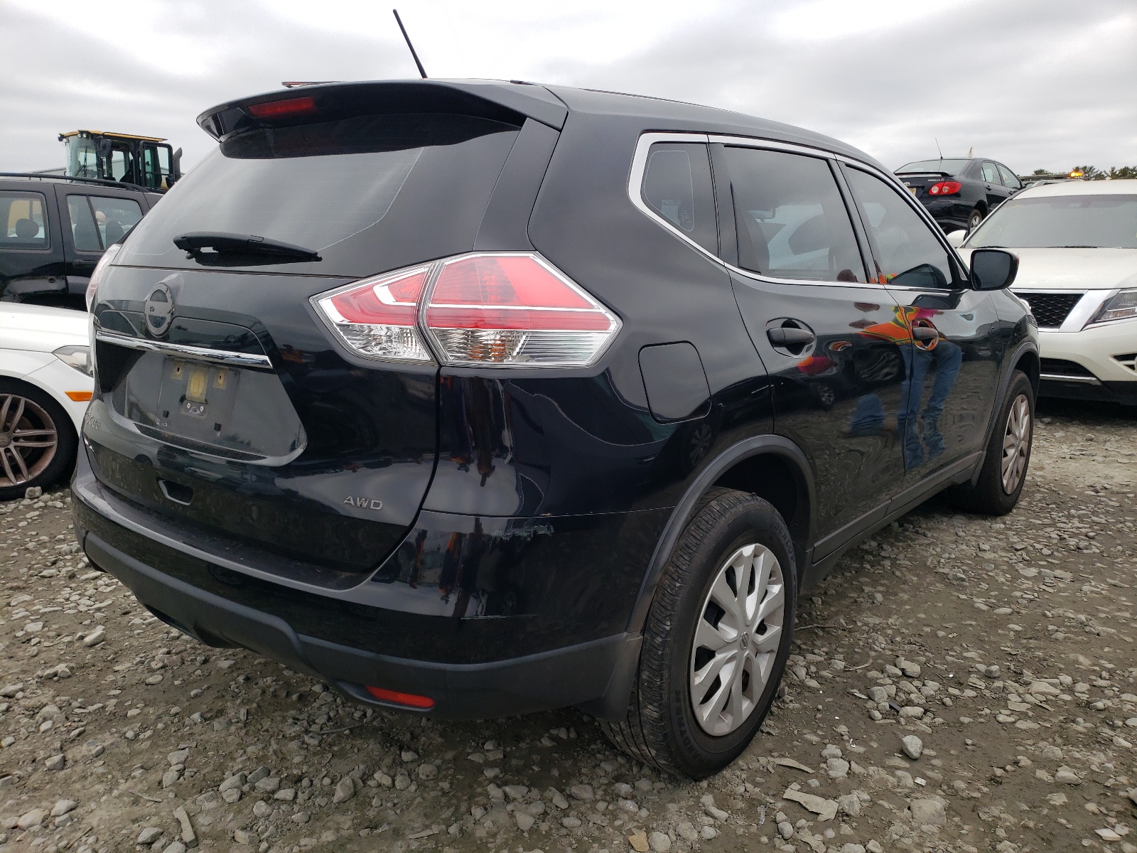 Photo 4 from auction – 2016 NISSAN ROGUE S with VIN JN8AT2MV5GW130588