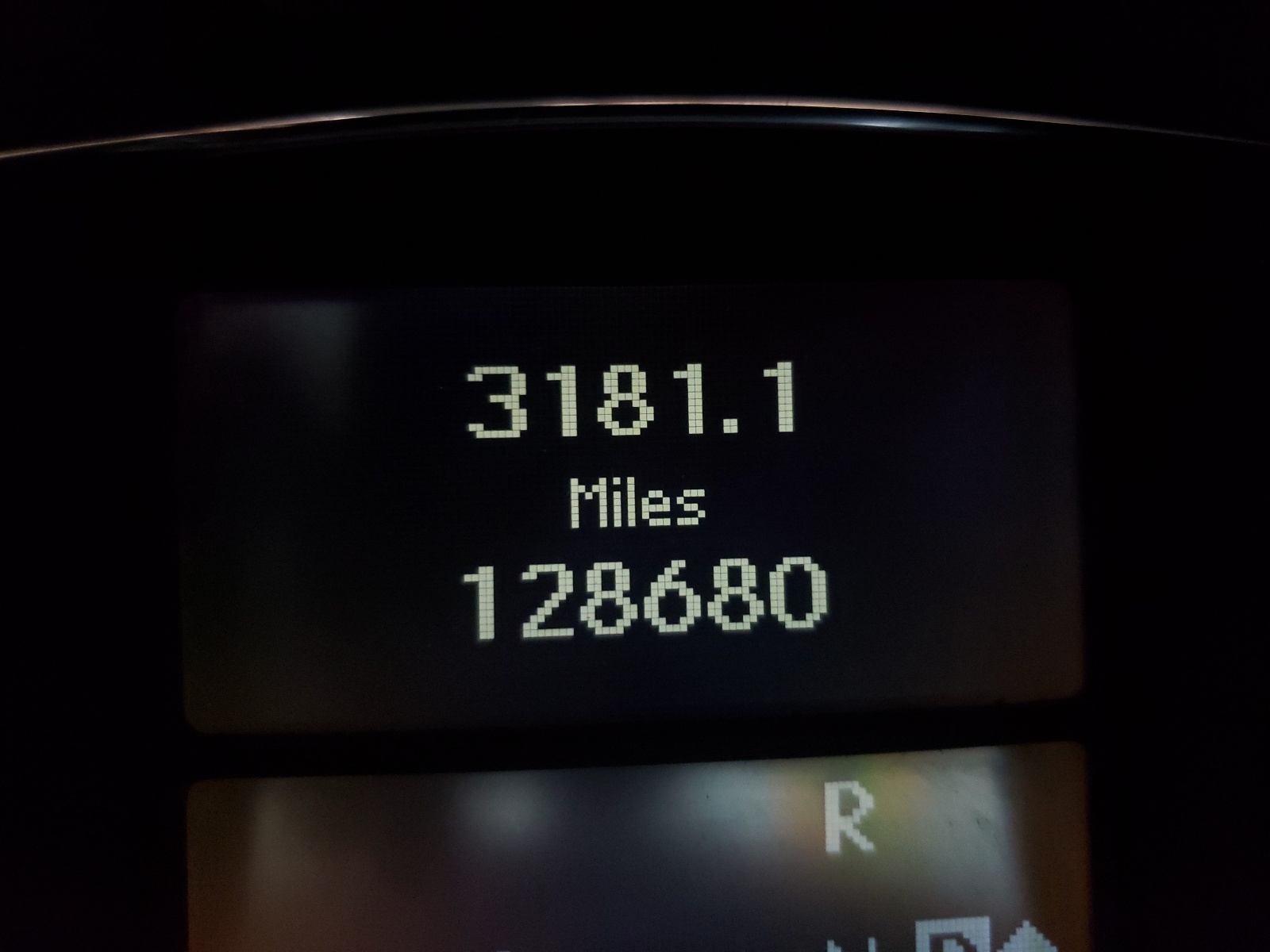 Photo 8 from auction – 2011 MERCEDES-BENZ GL 450 4MA with VIN 4JGBF7BE7BA680903