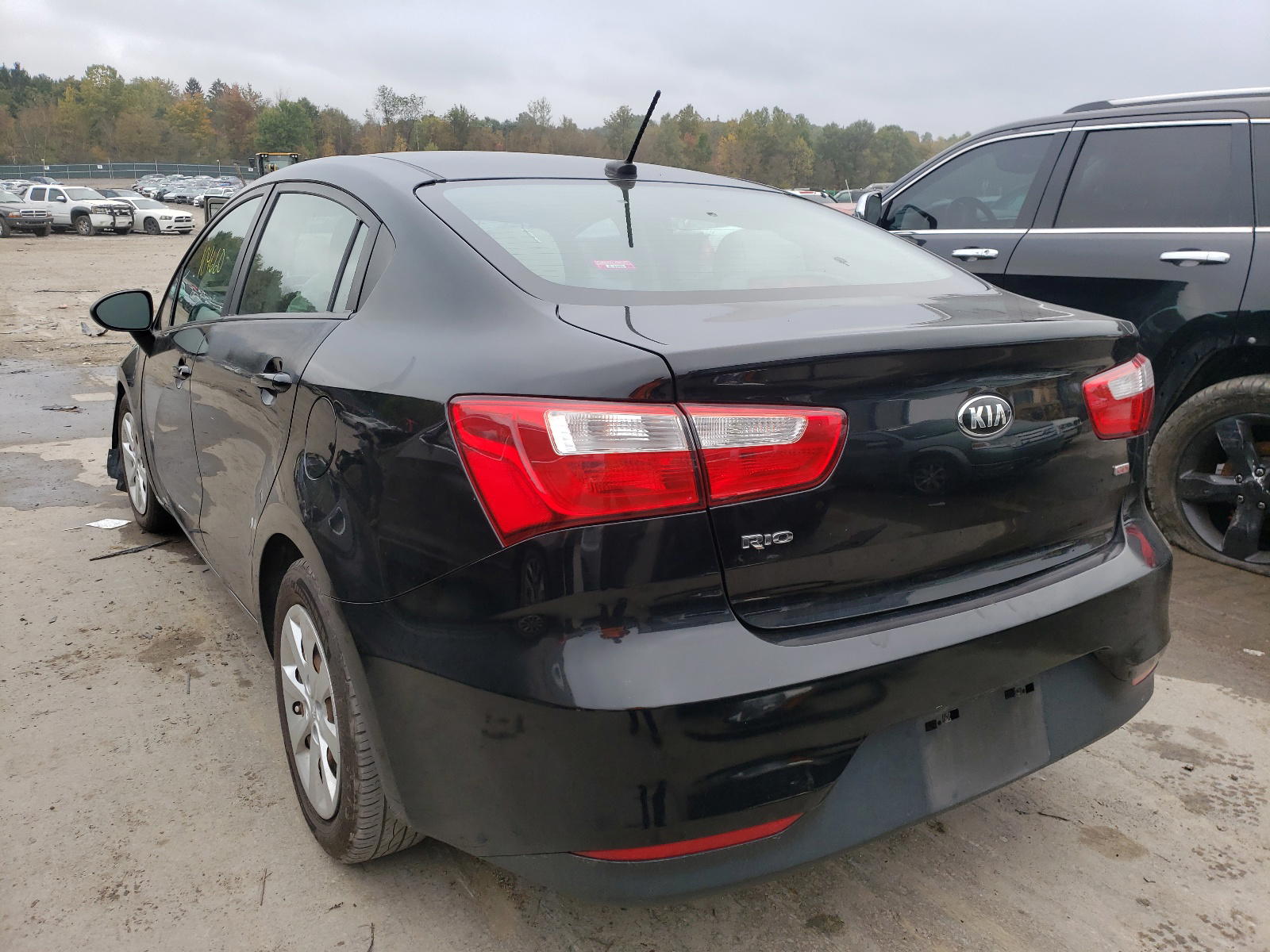 Photo 3 from auction – 2016 KIA RIO LX with VIN KNADM4A35G6537764