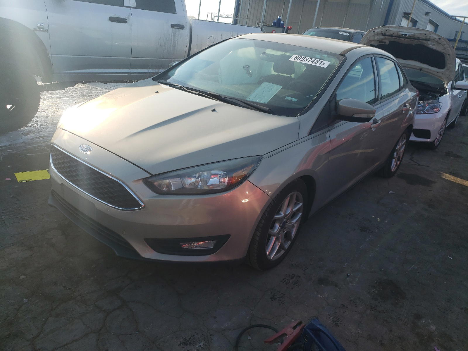 Photo 2 from auction – 2015 FORD FOCUS SE with VIN 1FADP3F22FL200236