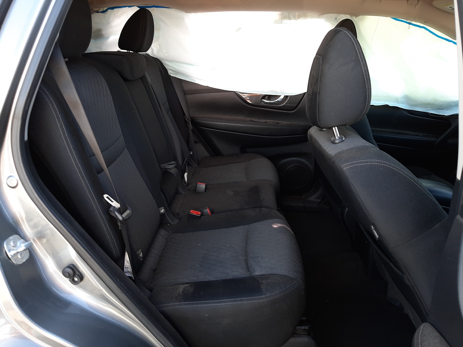 Photo 6 from auction – 2017 NISSAN ROGUE S with VIN JN8AT2MT8HW148695