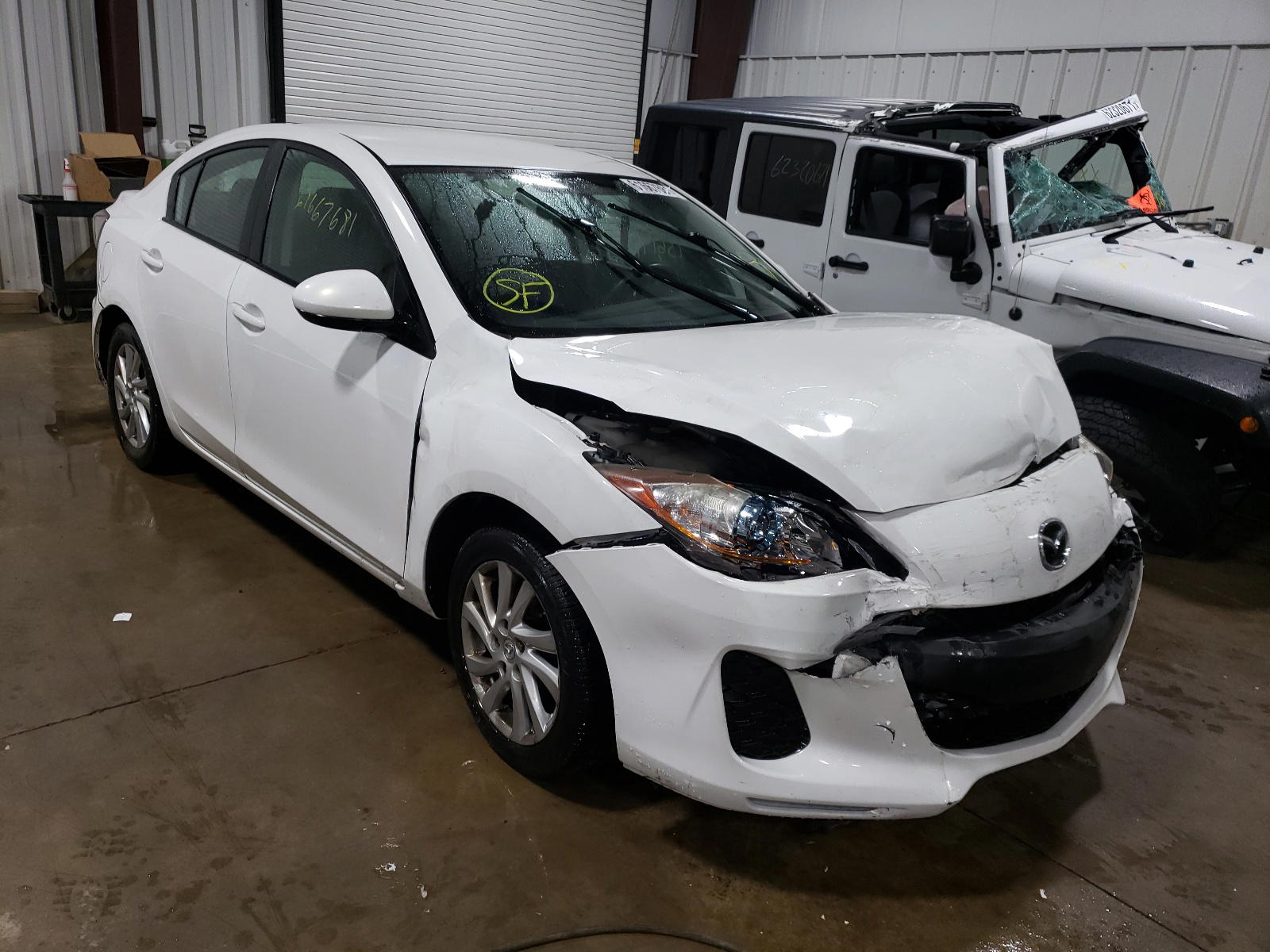 MAZDA 3 I 2012 with VIN JM1BL1V83C1684755 - Photo from auction