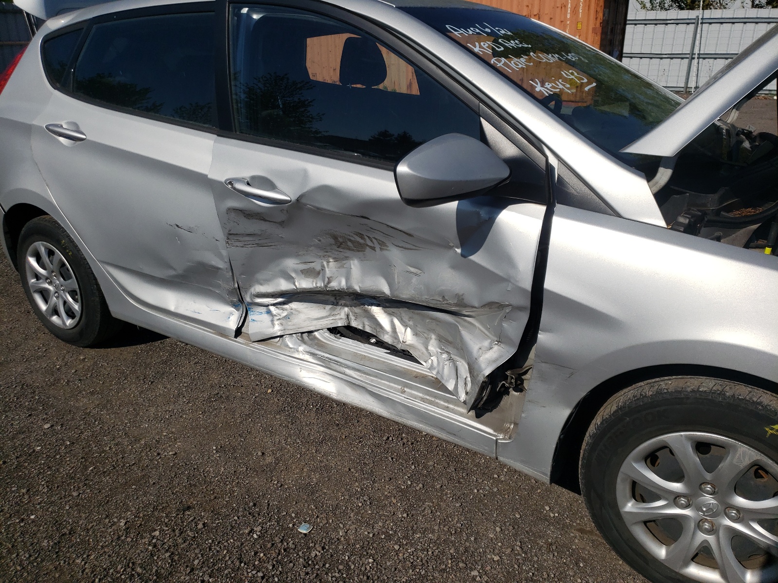 Photo 9 from auction – 2013 HYUNDAI ACCENT GLS with VIN KMHCT5AE7DU117046