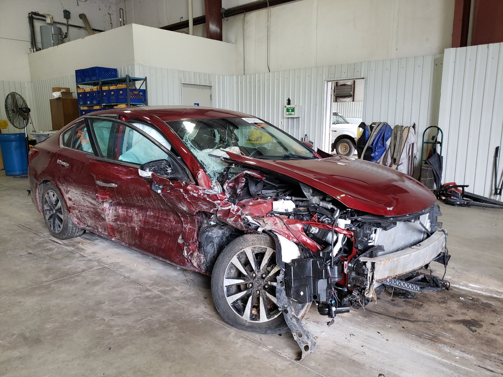 Photo 1 from auction – 2018 NISSAN ALTIMA with VIN 1N4AL3AP4JC227108