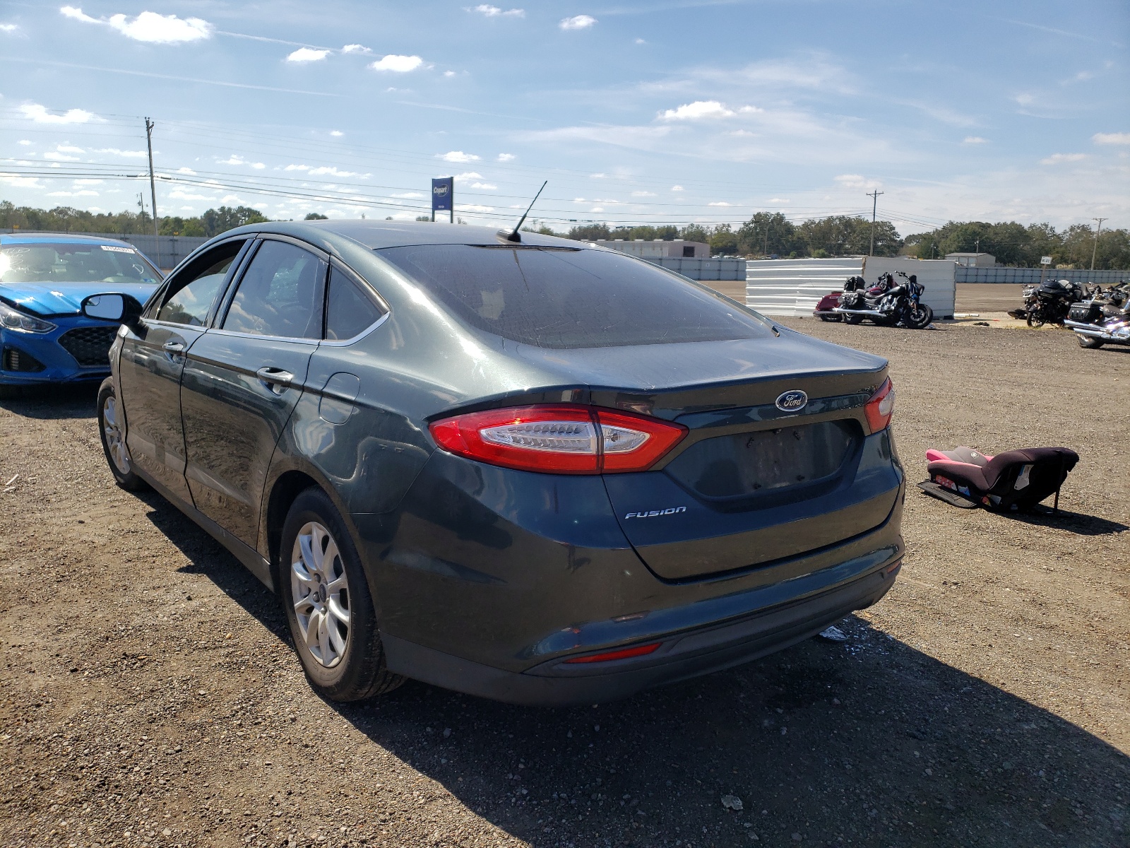Photo 3 from auction – 2015 FORD FUSION S with VIN 3FA6P0G74FR294963