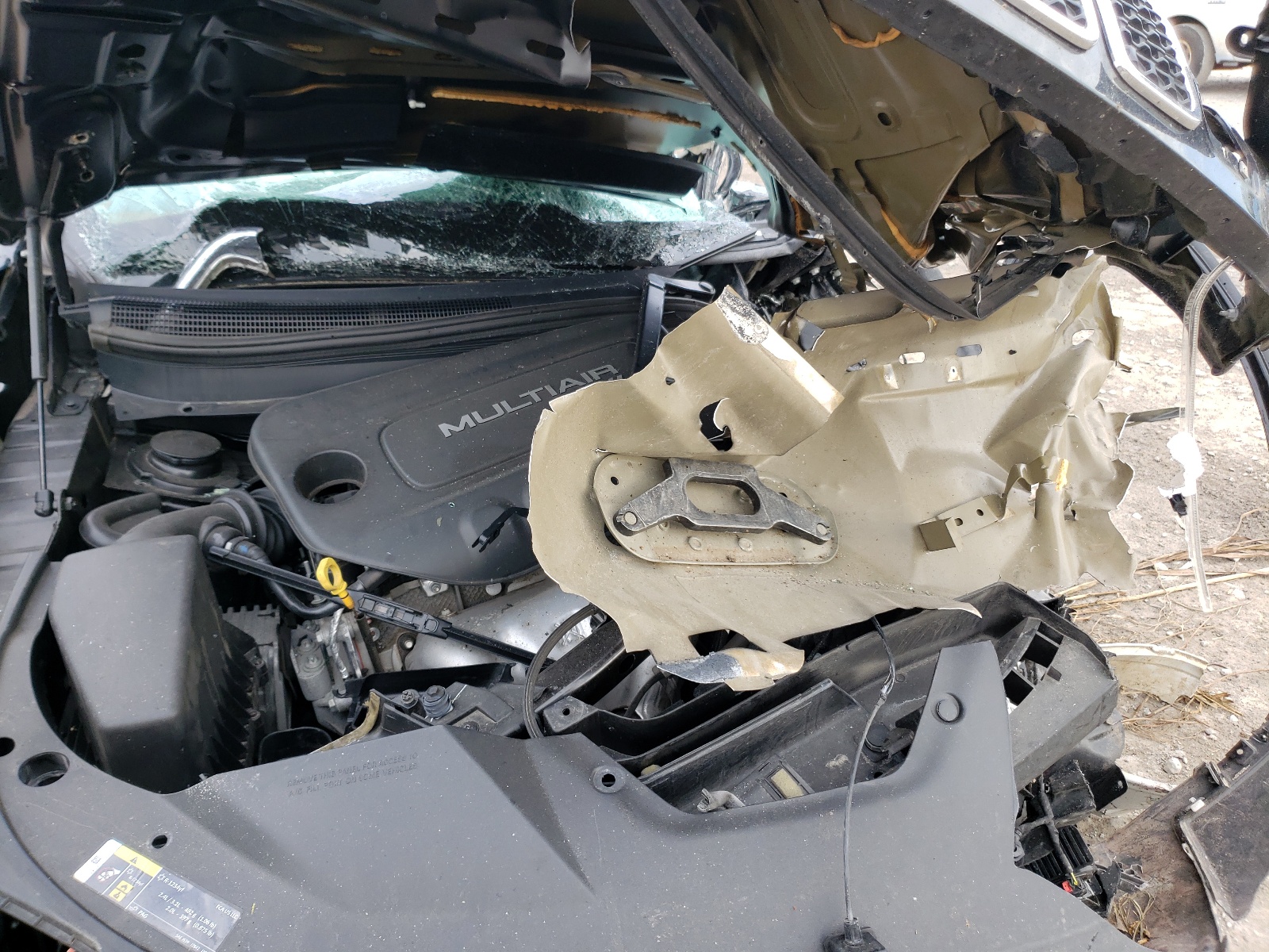 Photo 7 from auction – 2019 JEEP CHEROKEE L with VIN 1C4PJMCB0KD104791
