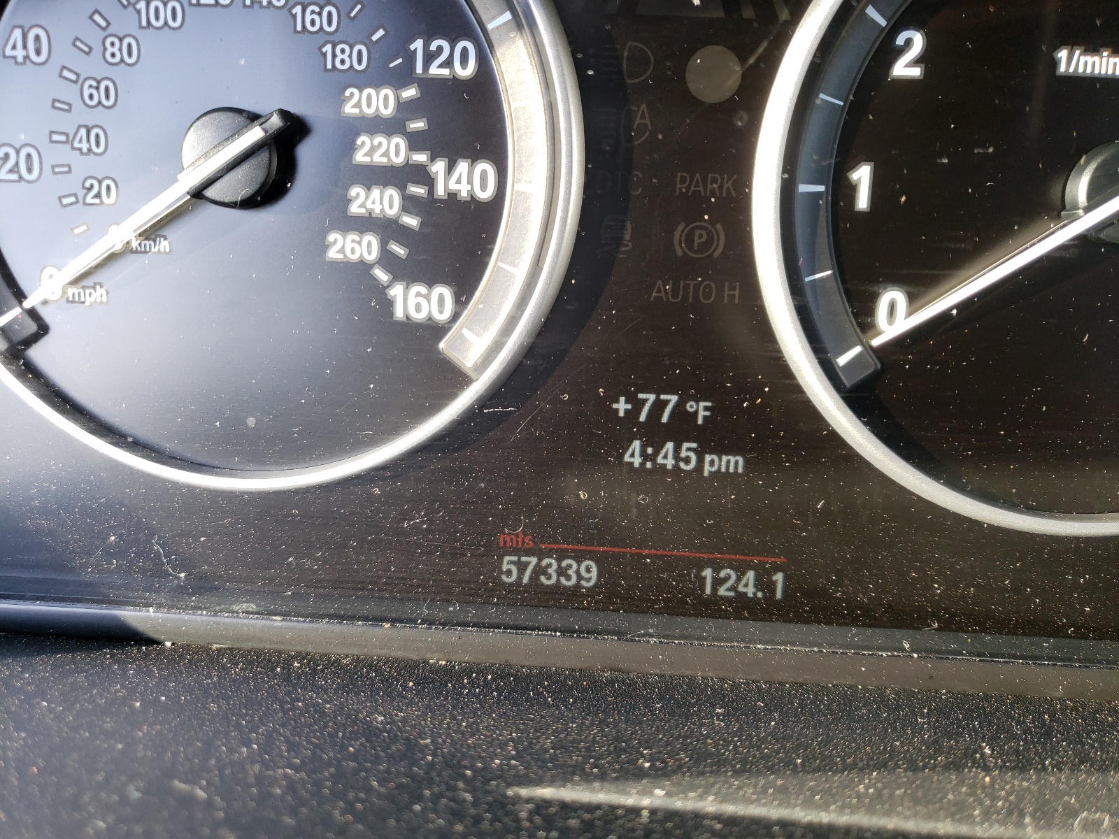 Photo 8 from auction – 2013 BMW 528 XI with VIN WBAXH5C51DD108750