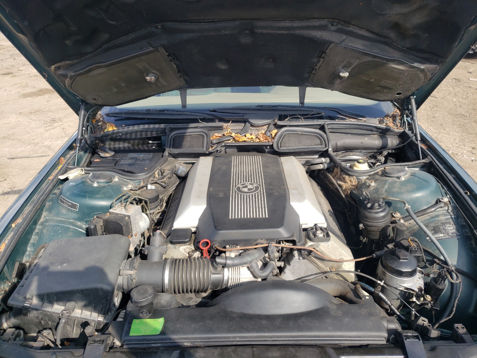 Photo 7 from auction – 1998 BMW 740 IL with VIN WBAGJ8326WDM14597