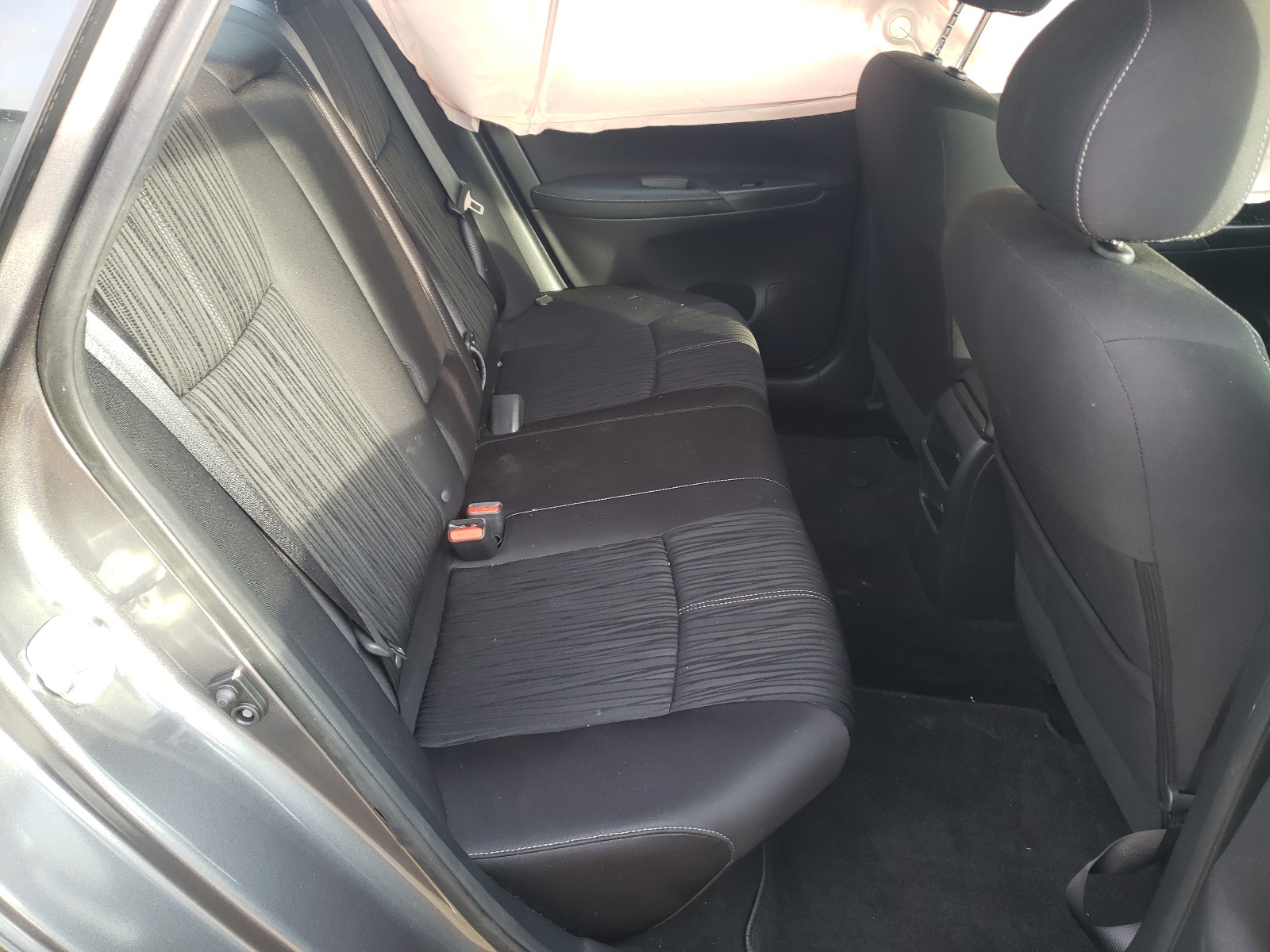 Photo 6 from auction – 2017 NISSAN SENTRA S with VIN 3N1AB7AP8HL677124