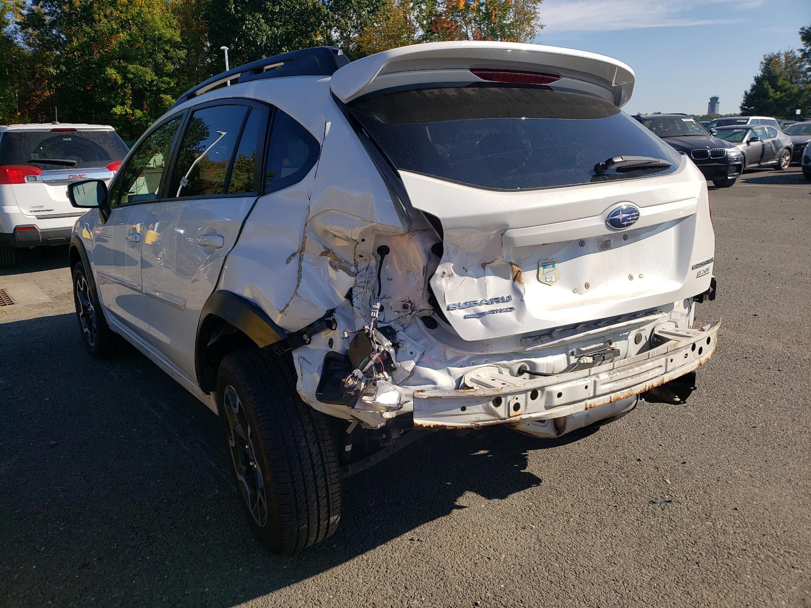 Photo 3 from auction – 2016 SUBARU CROSSTREK with VIN JF2GPANC7G8227346