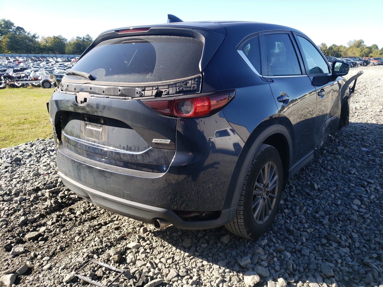 Photo 4 from auction – 2017 MAZDA CX-5 TOURI with VIN JM3KFBCL4H0117527
