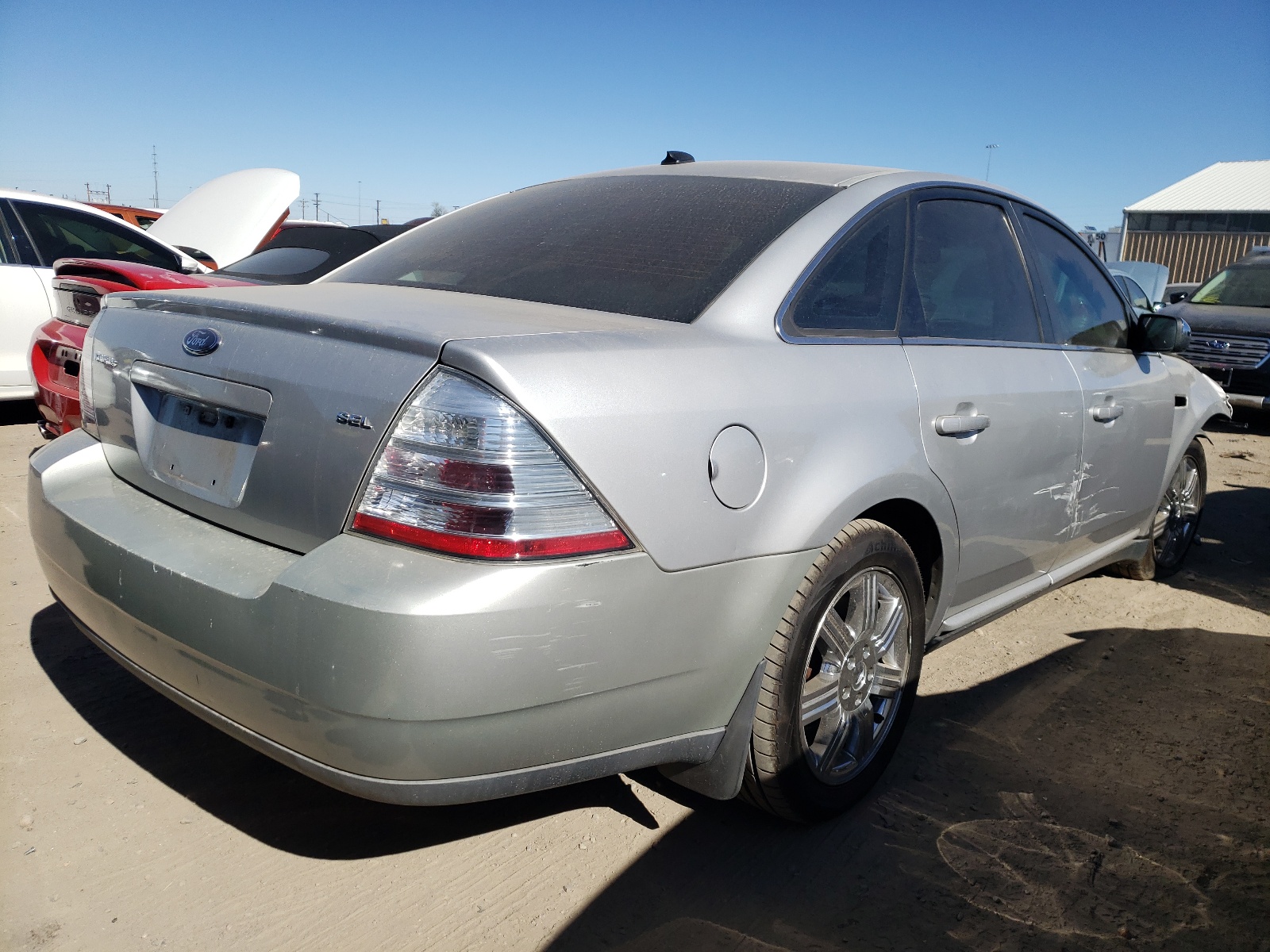 Photo 4 from auction – 2008 FORD TAURUS SEL with VIN 1FAHP24W28G155909