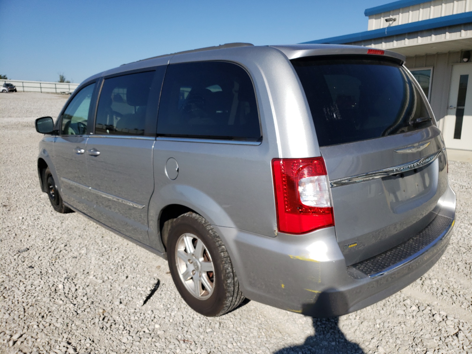Photo 3 from auction – 2013 CHRYSLER TOWN & COU with VIN 2C4RC1BG6DR584429