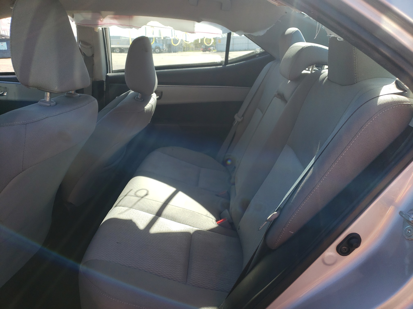 Photo 6 from auction – 2016 TOYOTA COROLLA L with VIN 2T1BURHE9GC564215